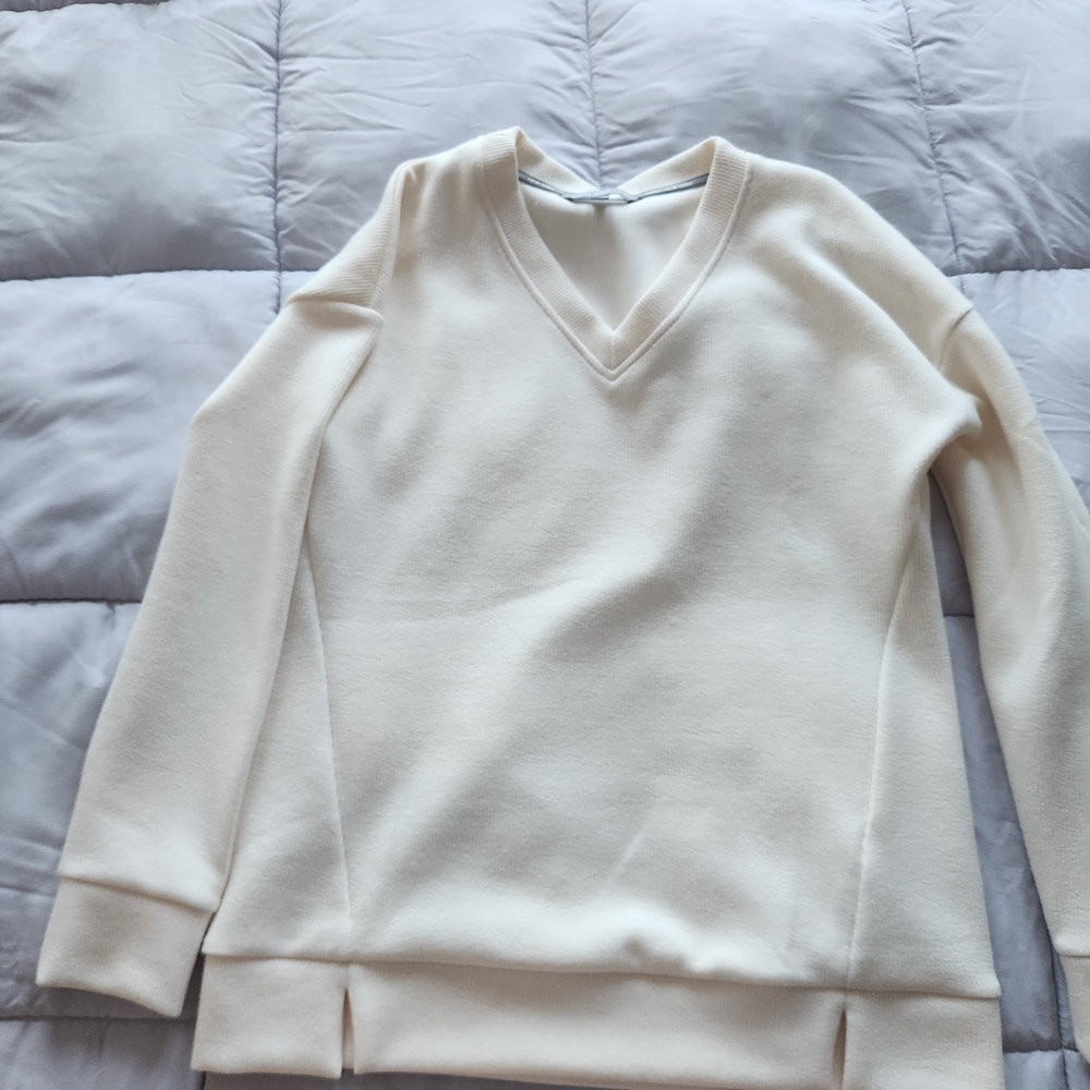 Marc New York Cream V-Neck Sweater
